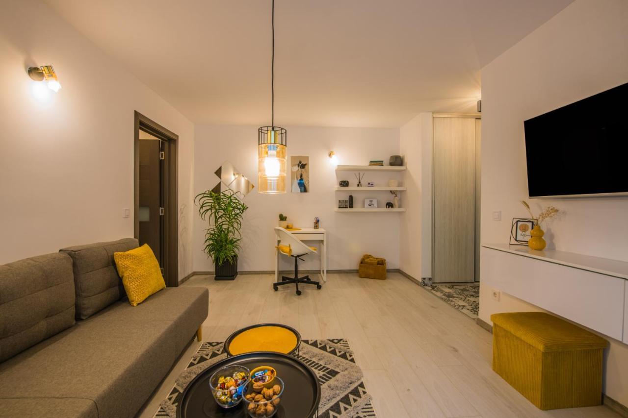 Kitty Sunflower Apartment Alba Iulia Exteriér fotografie