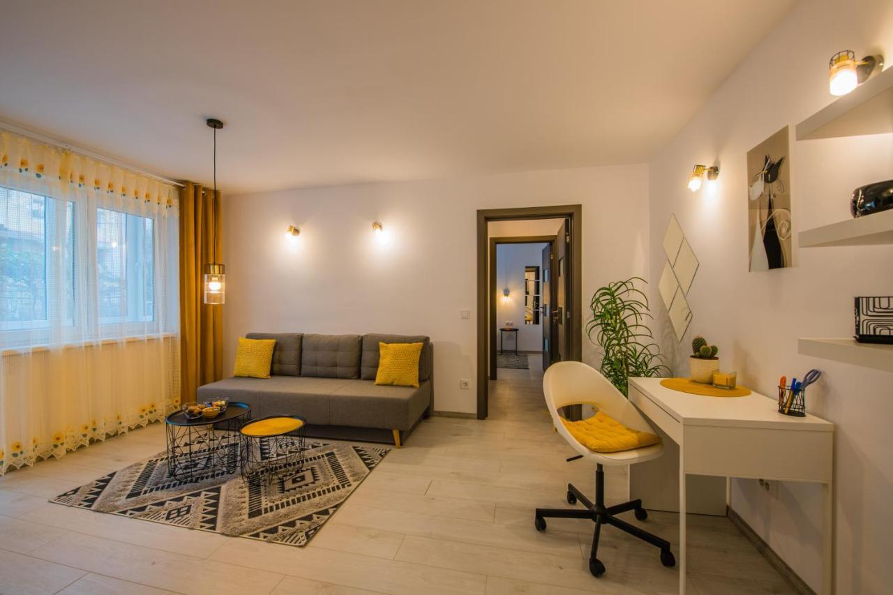 Kitty Sunflower Apartment Alba Iulia Exteriér fotografie