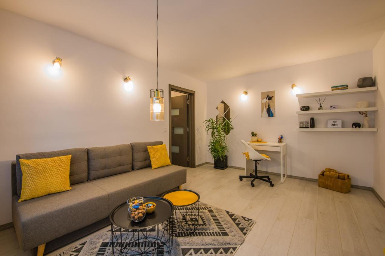 Kitty Sunflower Apartment Alba Iulia Exteriér fotografie